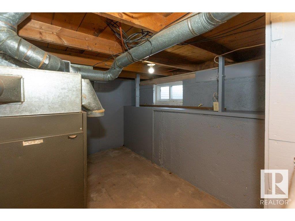 












9836 100 Street

,
Westlock,




AB
T7P 2R2

