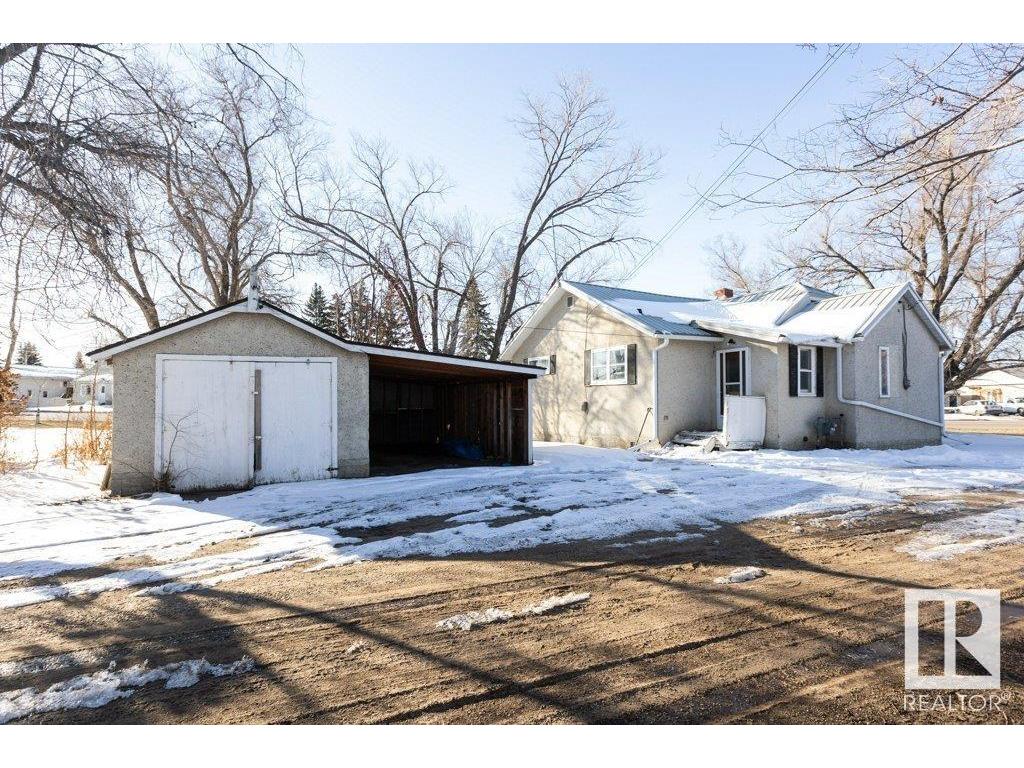 












9836 100 Street

,
Westlock,




AB
T7P 2R2

