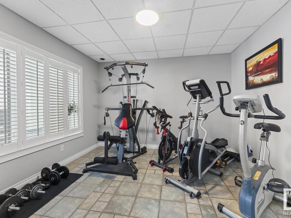 












718 Beach Avenue

,
Cold Lake,




AB
T9M 1G5

