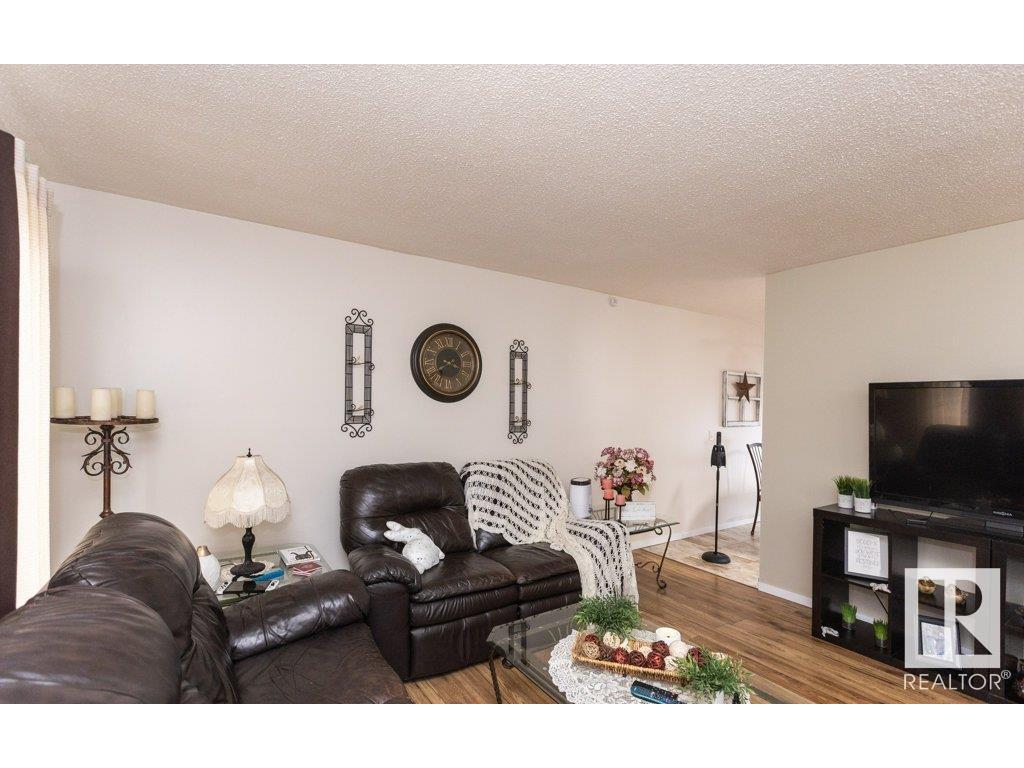 












10624 104 Street

,
Westlock,




AB
T7P 2P6

