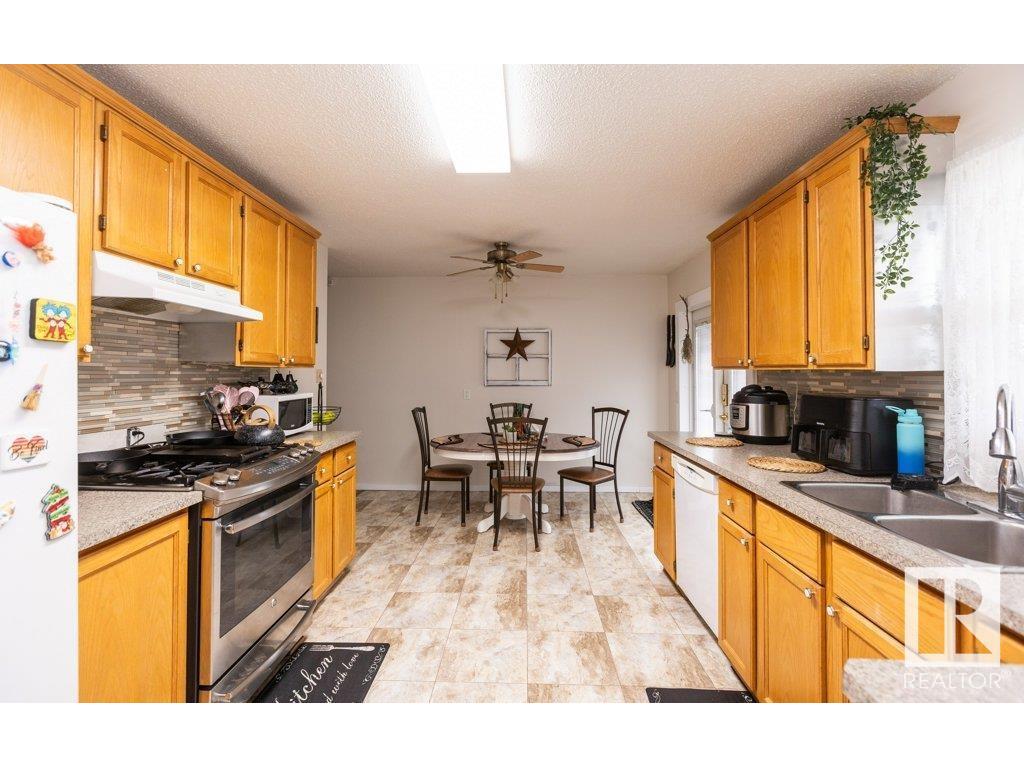 












10624 104 Street

,
Westlock,




AB
T7P 2P6

