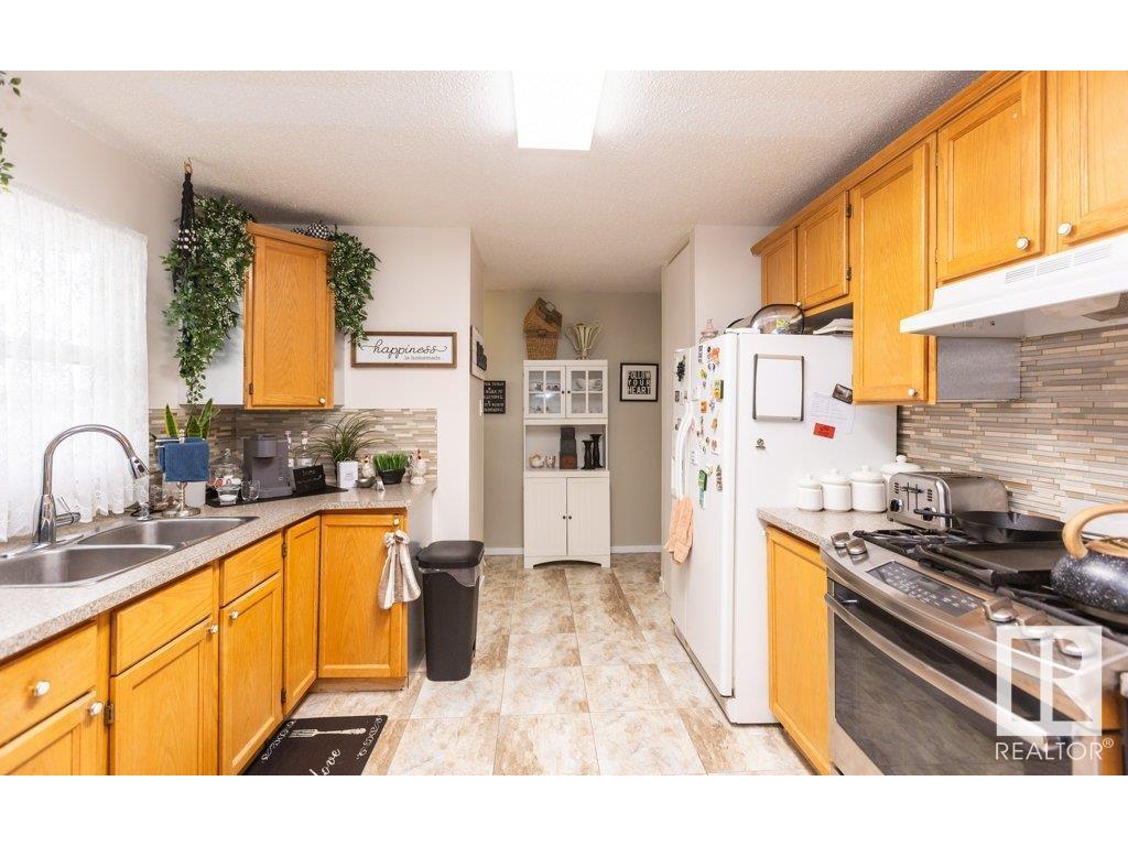 












10624 104 Street

,
Westlock,




AB
T7P 2P6

