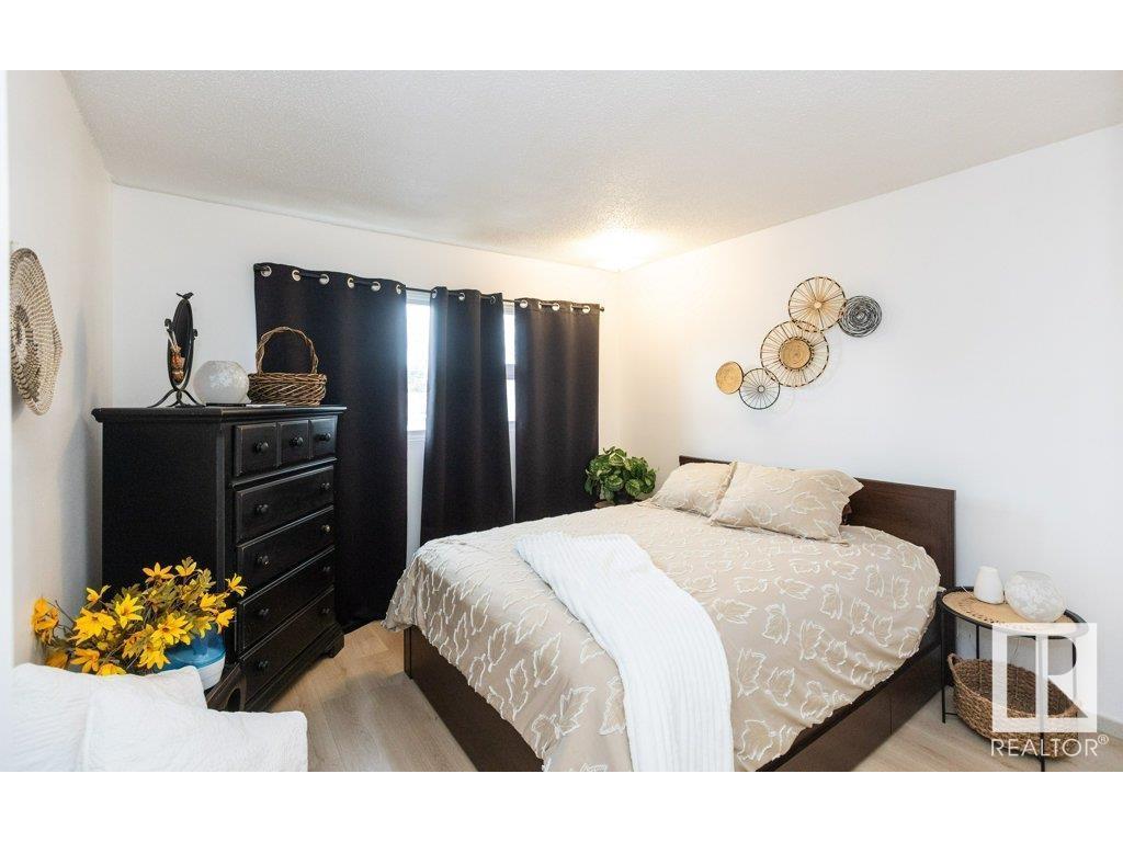 












10624 104 Street

,
Westlock,




AB
T7P 2P6

