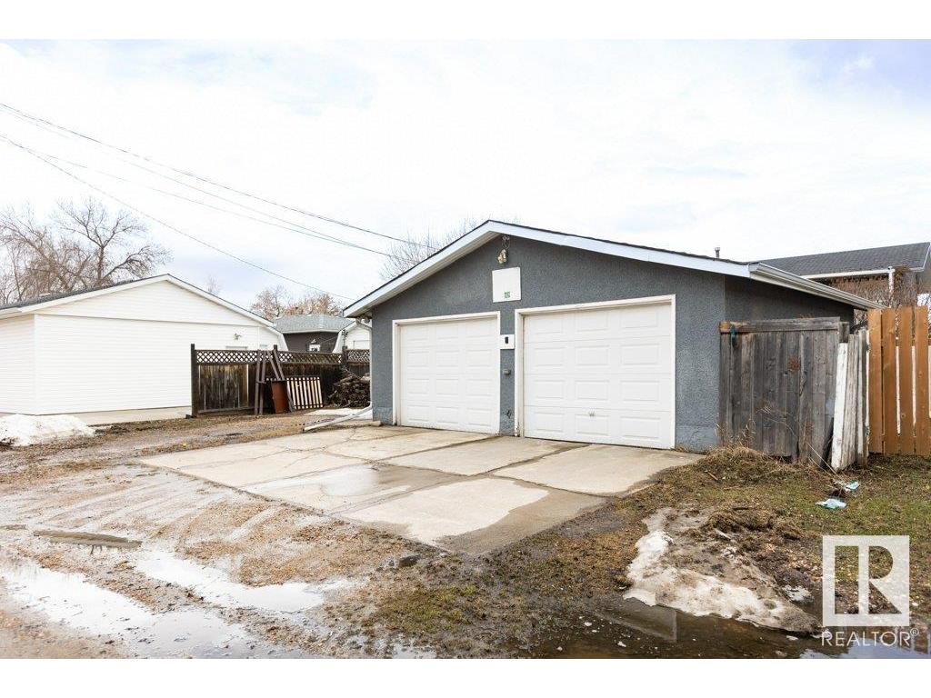 












10624 104 Street

,
Westlock,




AB
T7P 2P6

