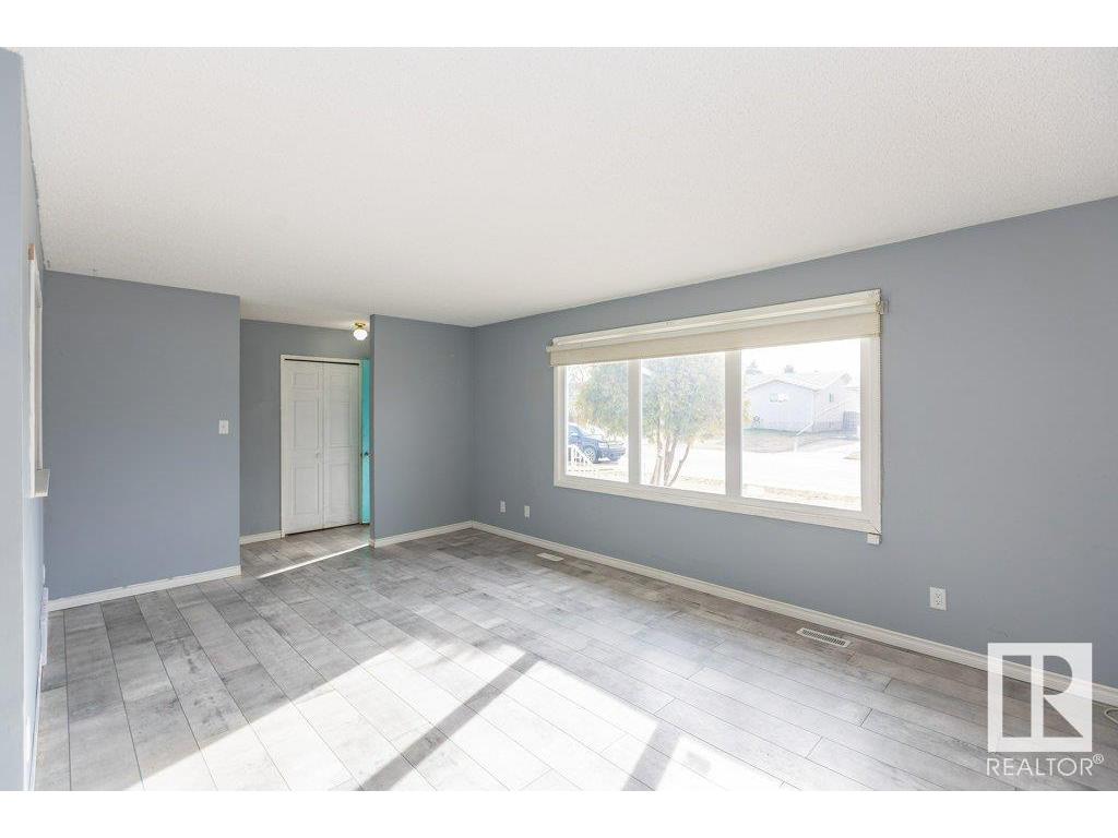 












10235 109 Avenue

,
Westlock,




AB
T7P 1H1


