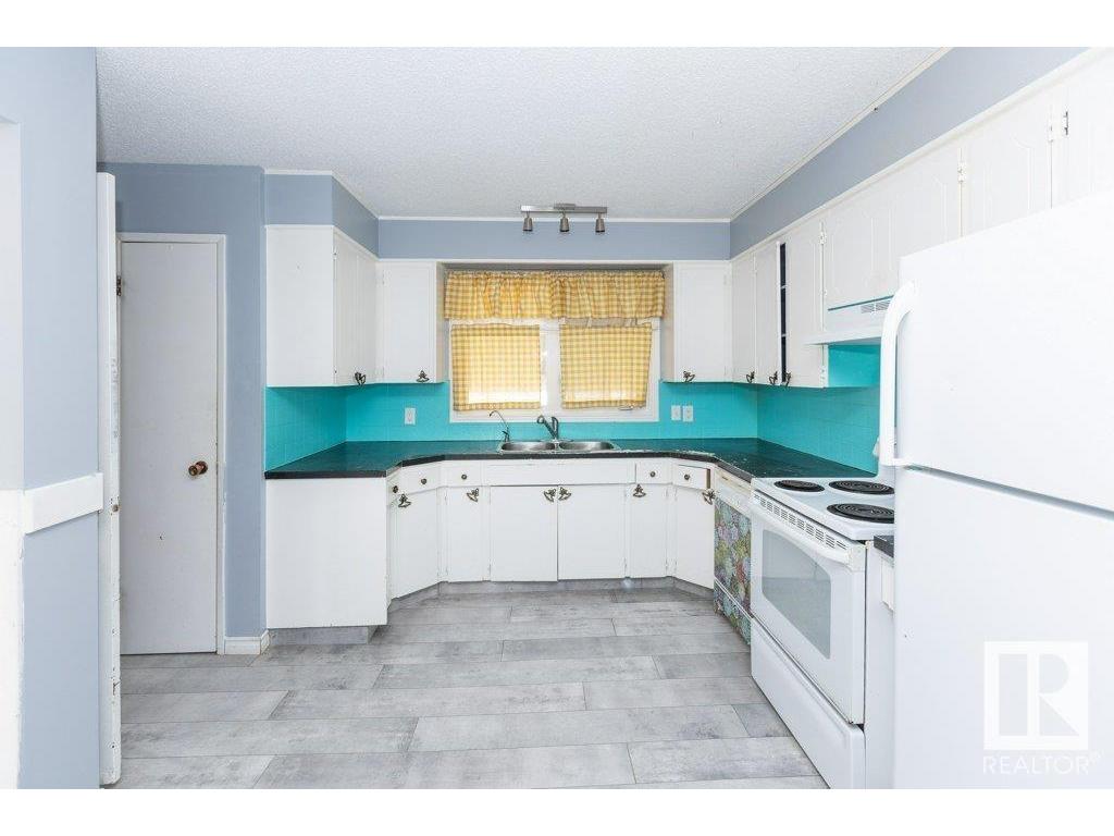 












10235 109 Avenue

,
Westlock,




AB
T7P 1H1

