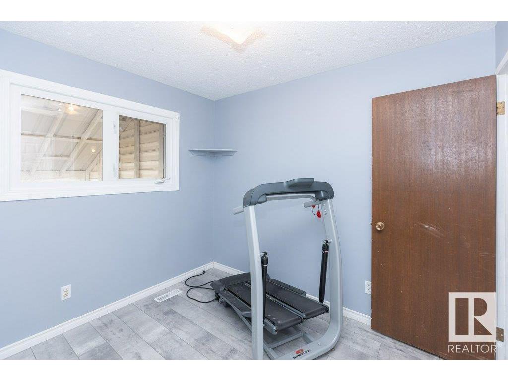 












10235 109 Avenue

,
Westlock,




AB
T7P 1H1

