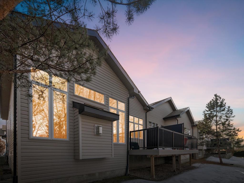 












13 12610 15 Avenue

,
Edmonton,




AB
T6W 1X1

