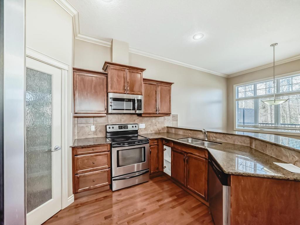 












13 12610 15 Avenue

,
Edmonton,




AB
T6W 1X1

