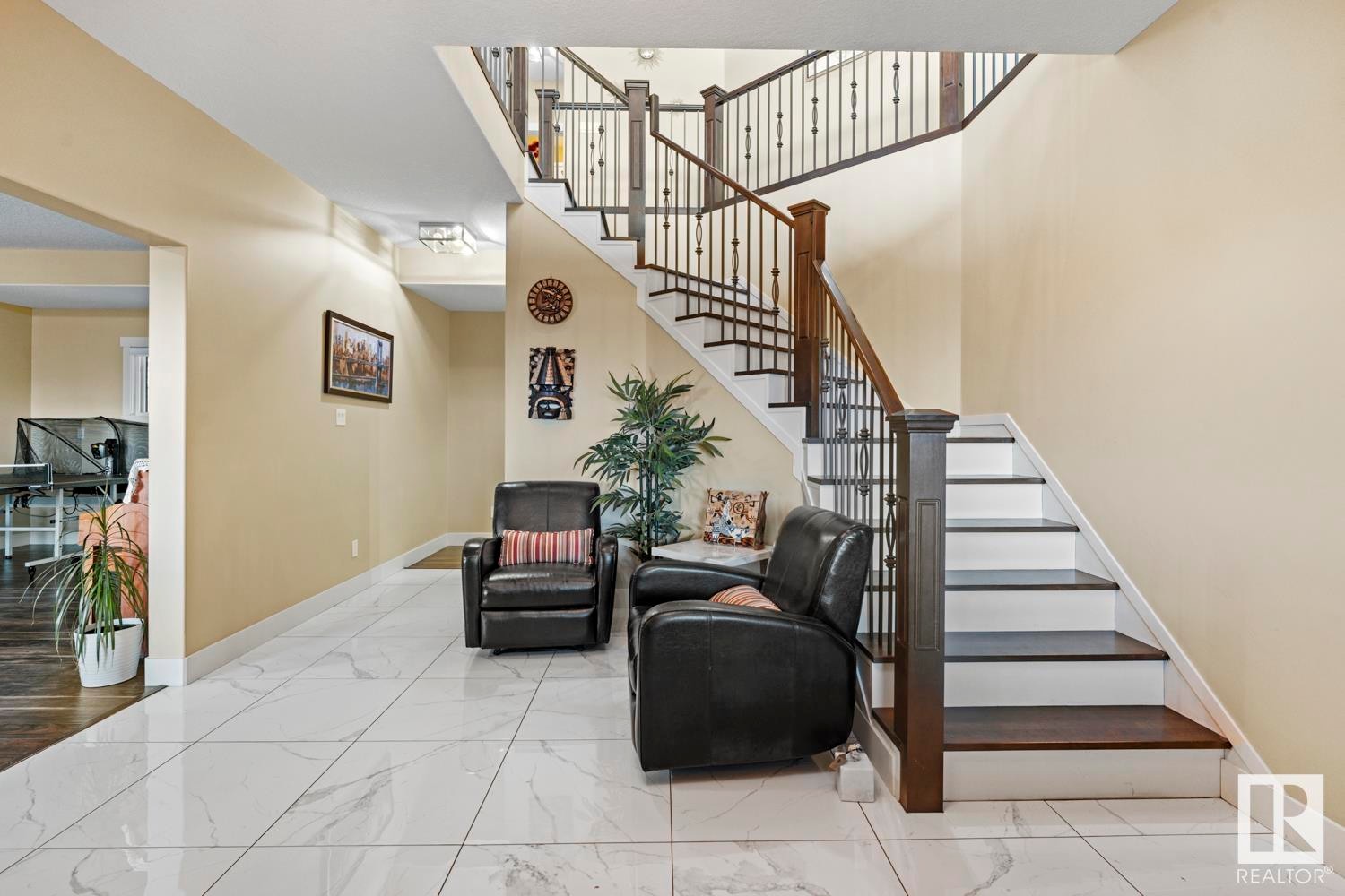 












207 BIRCH Avenue

,
Cold Lake,




AB
T9M 1E5

