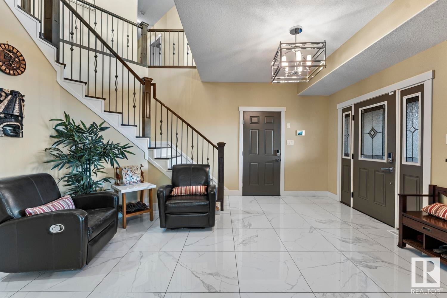 












207 BIRCH Avenue

,
Cold Lake,




AB
T9M 1E5

