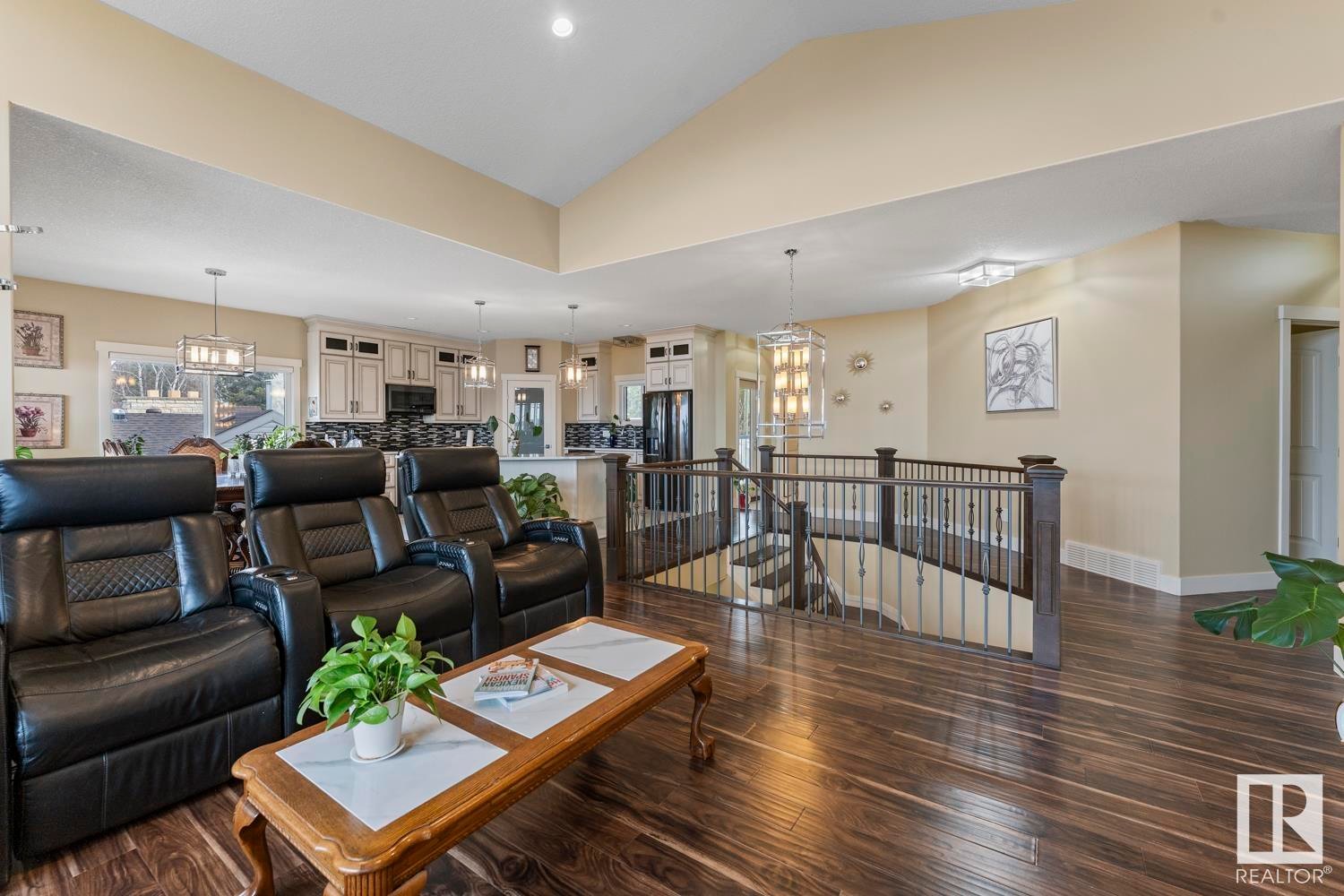 












207 BIRCH Avenue

,
Cold Lake,




AB
T9M 1E5

