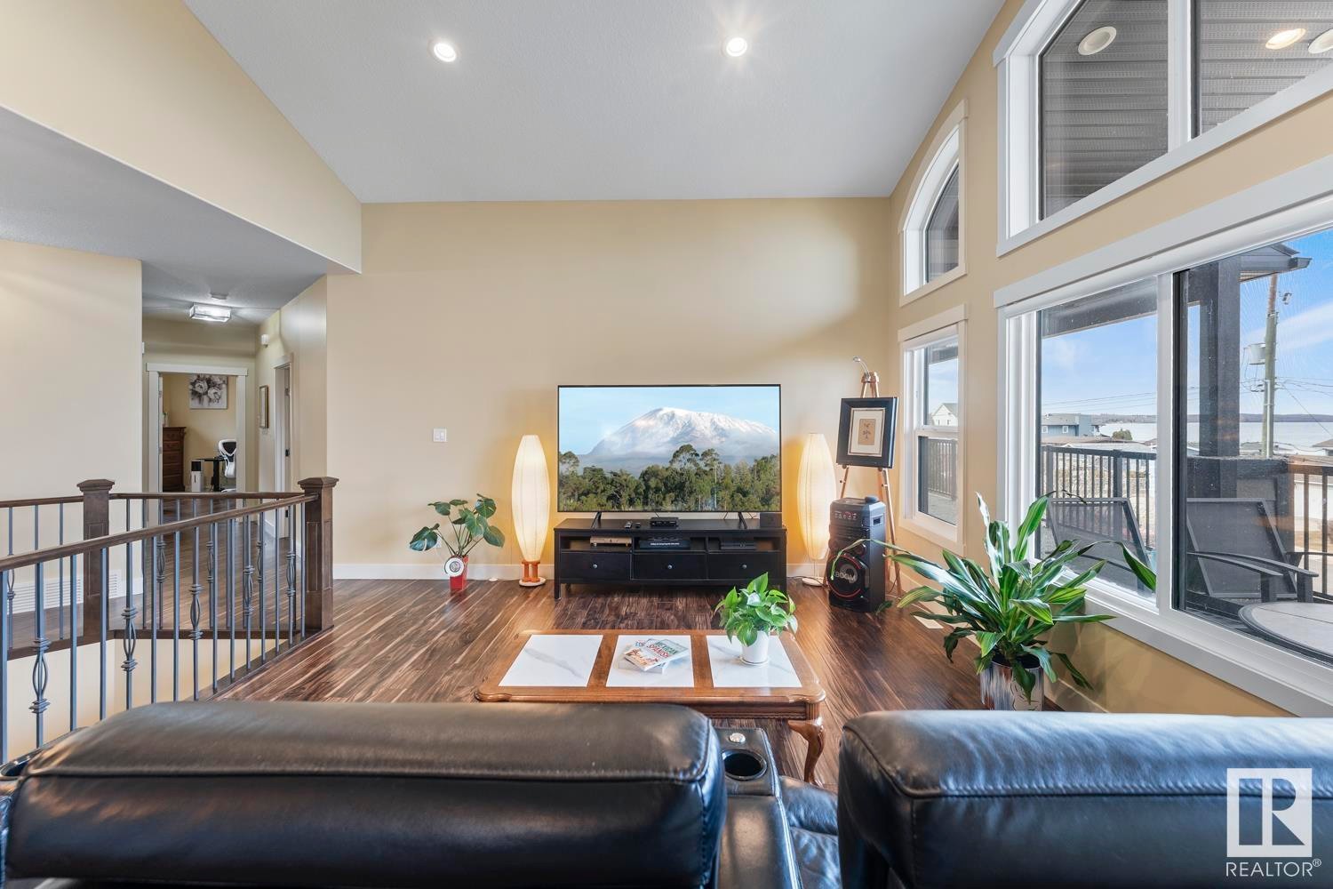 












207 BIRCH Avenue

,
Cold Lake,




AB
T9M 1E5

