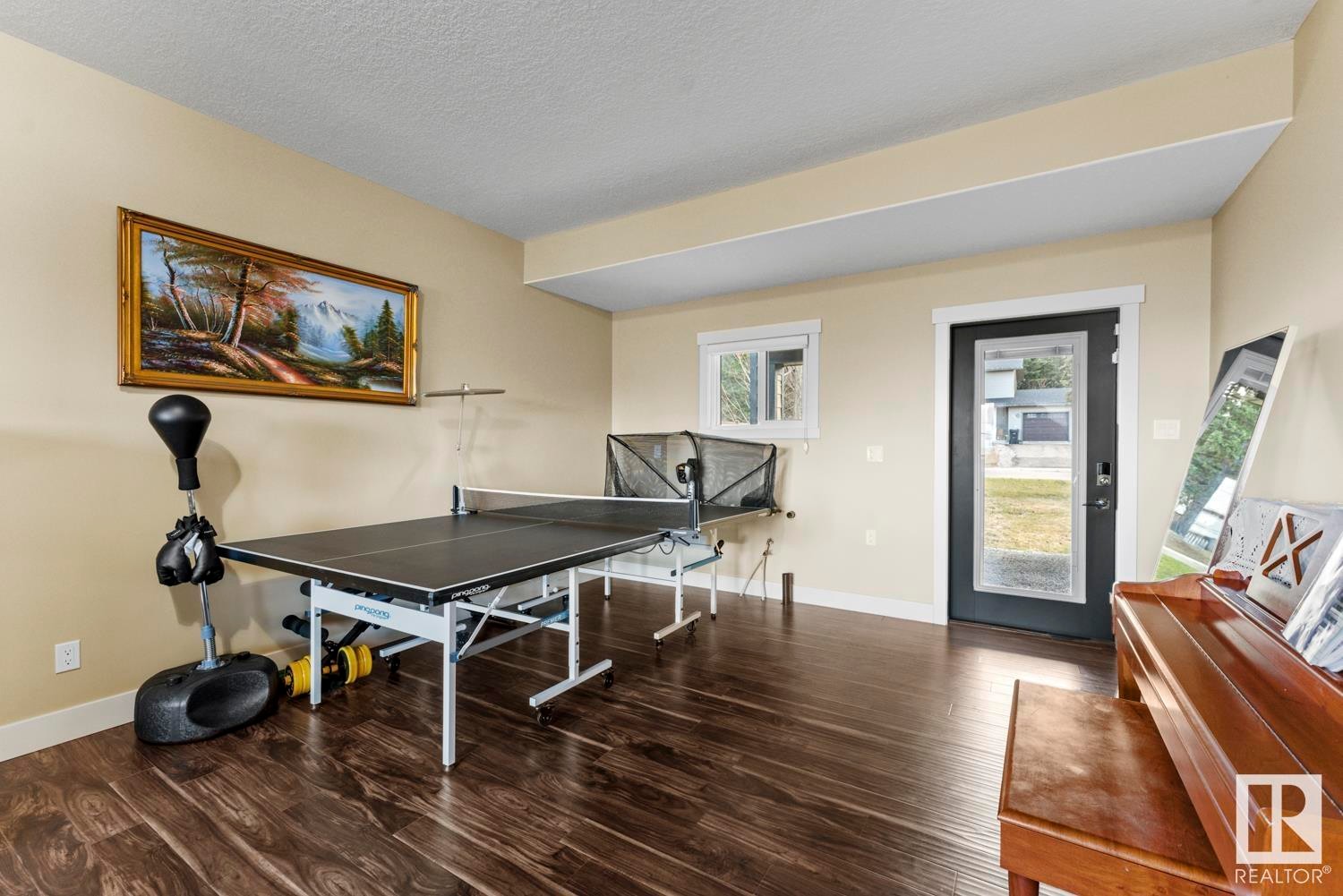 












207 BIRCH Avenue

,
Cold Lake,




AB
T9M 1E5


