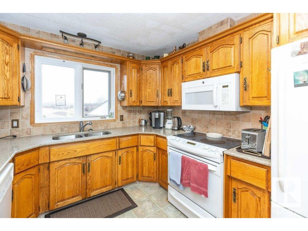 












240048 Twp Rd 630

,
Rural Athabasca County,




AB
T0G 1Z0

