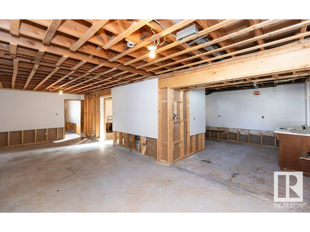 












10615 103A Street

,
Westlock,




AB
T7P 1K2

