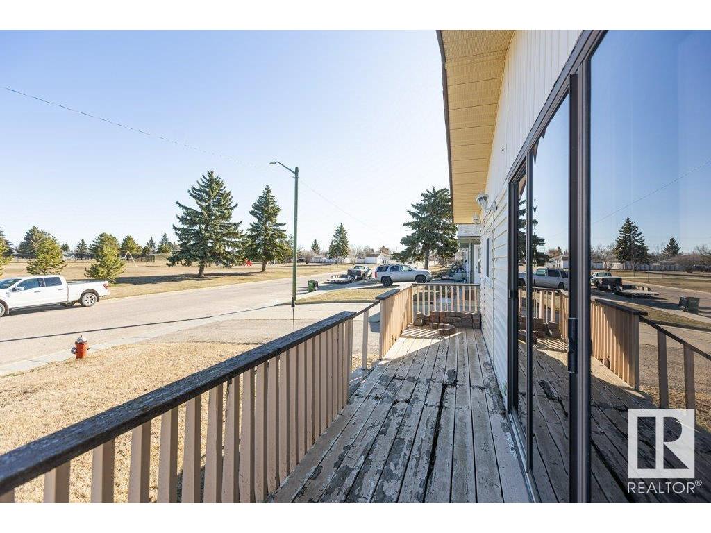 












10615 103A Street

,
Westlock,




AB
T7P 1K2

