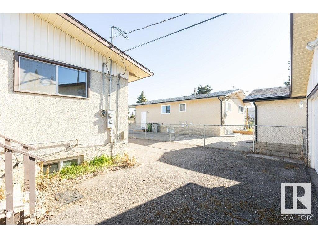












10615 103A Street

,
Westlock,




AB
T7P 1K2

