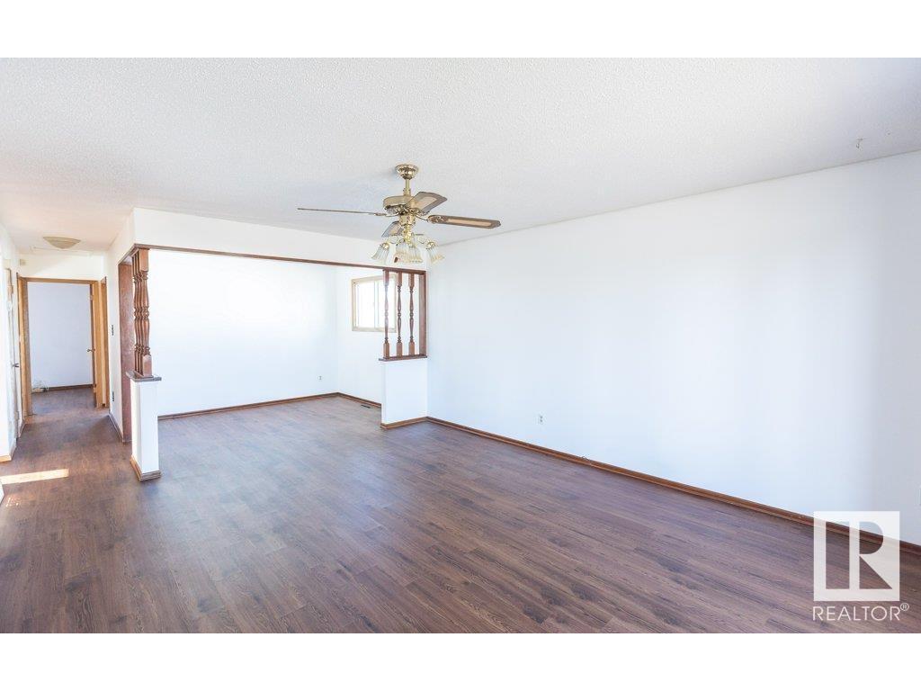 












10615 103A Street

,
Westlock,




AB
T7P 1K2

