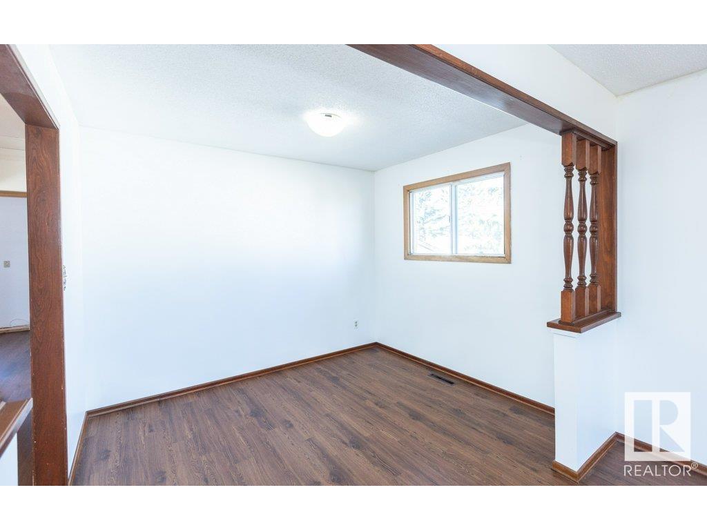 












10615 103A Street

,
Westlock,




AB
T7P 1K2

