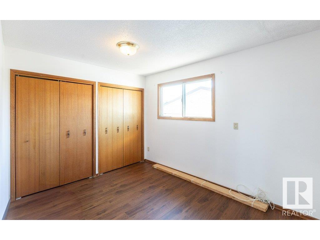 












10615 103A Street

,
Westlock,




AB
T7P 1K2

