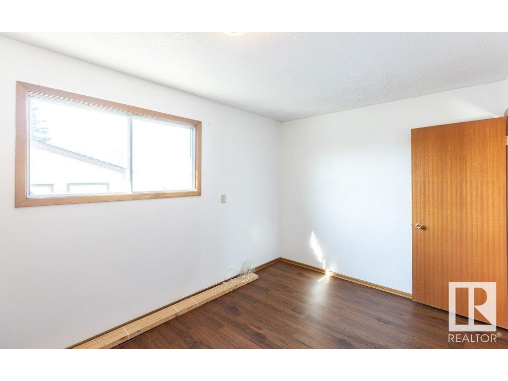 












10615 103A Street

,
Westlock,




AB
T7P 1K2

