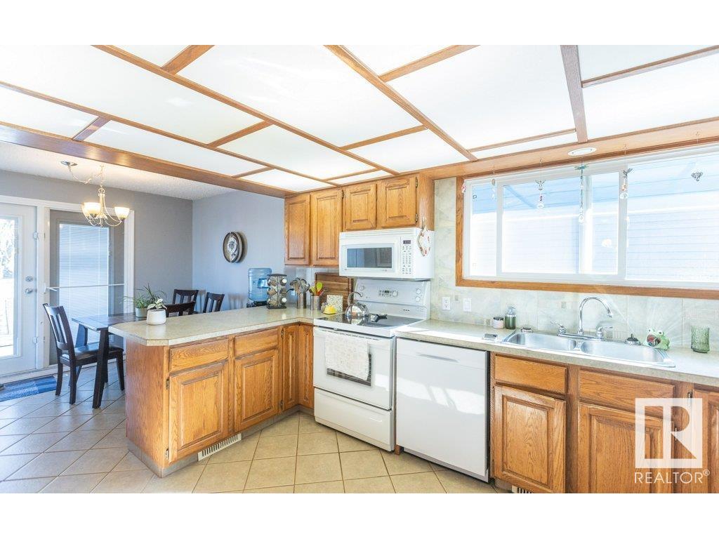 












10503 105 Street

,
Westlock,




AB
T7P 1M3

