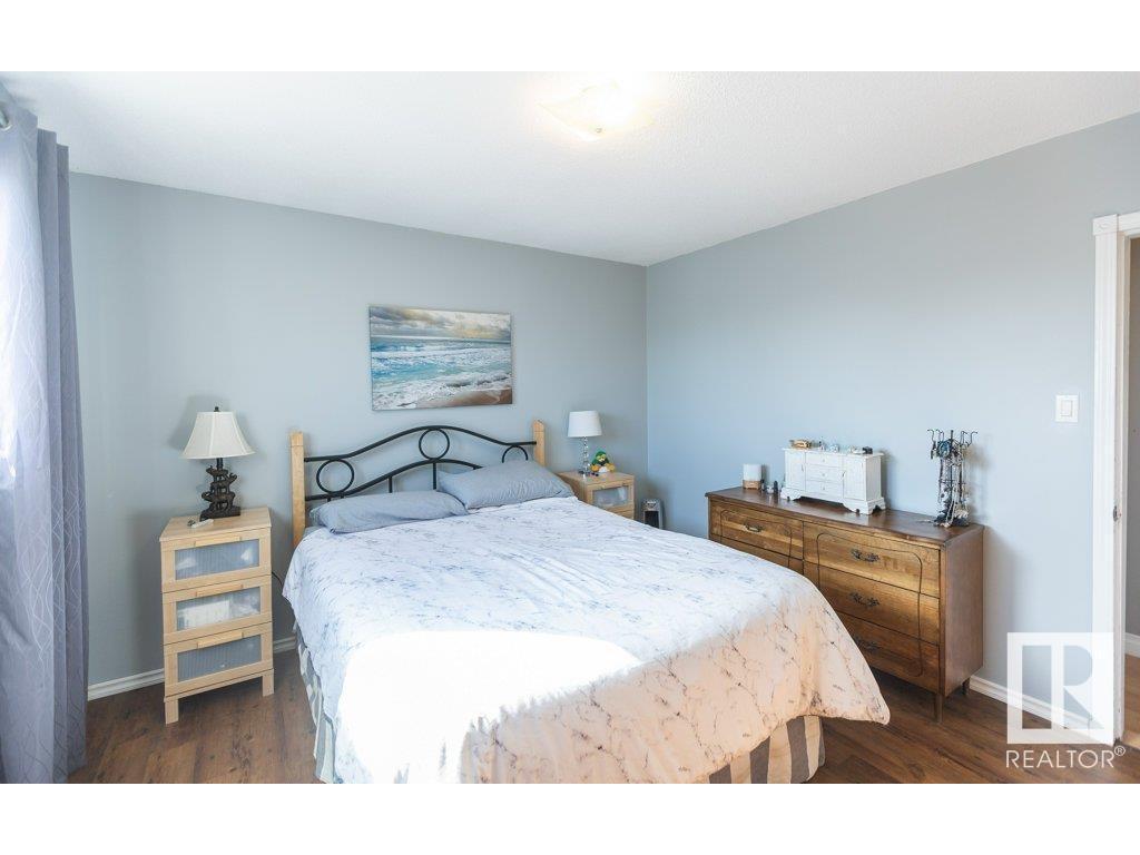 












10503 105 Street

,
Westlock,




AB
T7P 1M3

