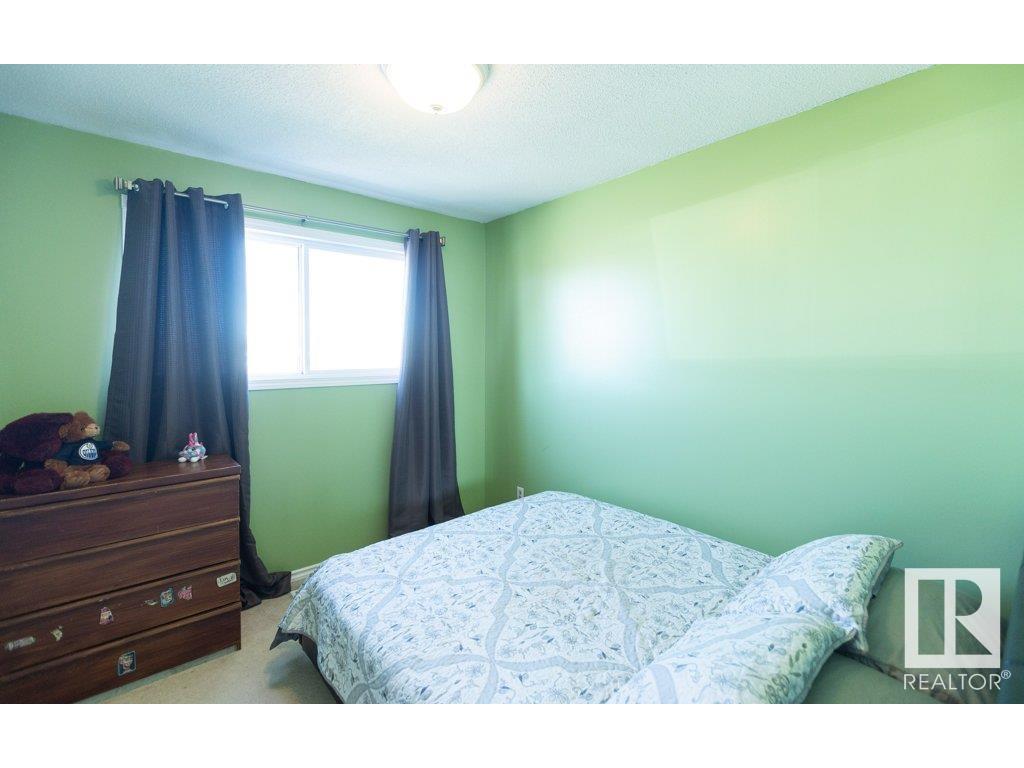 












10503 105 Street

,
Westlock,




AB
T7P 1M3

