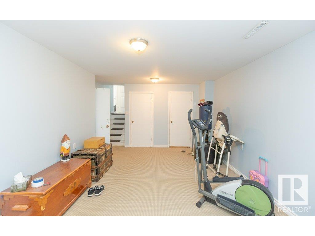 












10503 105 Street

,
Westlock,




AB
T7P 1M3

