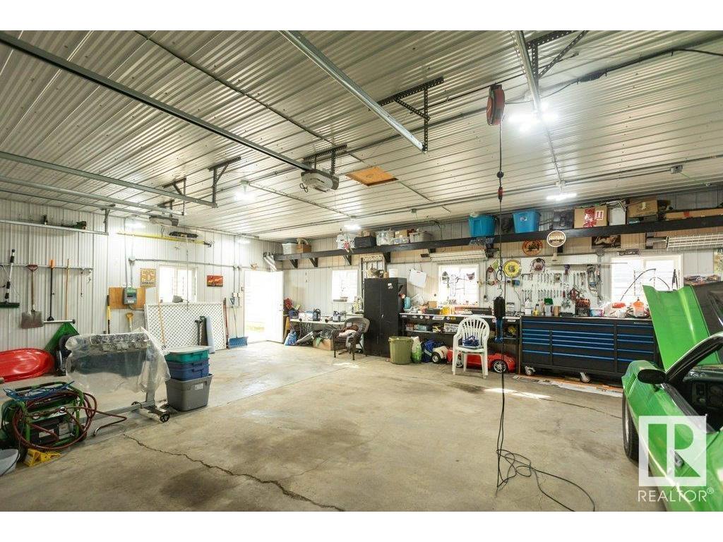 












10503 105 Street

,
Westlock,




AB
T7P 1M3

