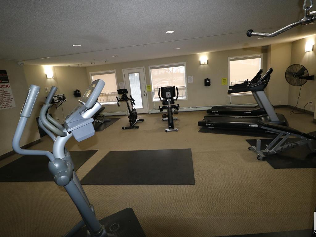 












1204 330 CLAREVIEW STATION Drive

,
Edmonton,




AB
T5Y 0E6

