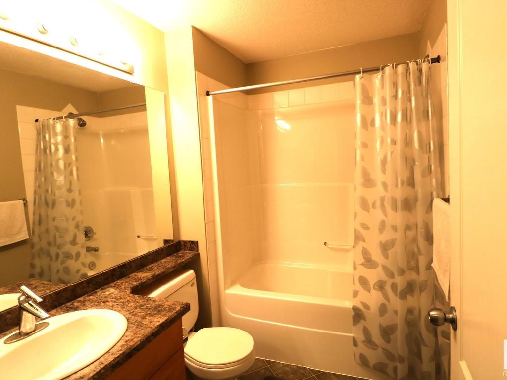 












1118 330 CLAIREVIEW STATION Drive

,
Edmonton,




AB
T5Y 0E6

