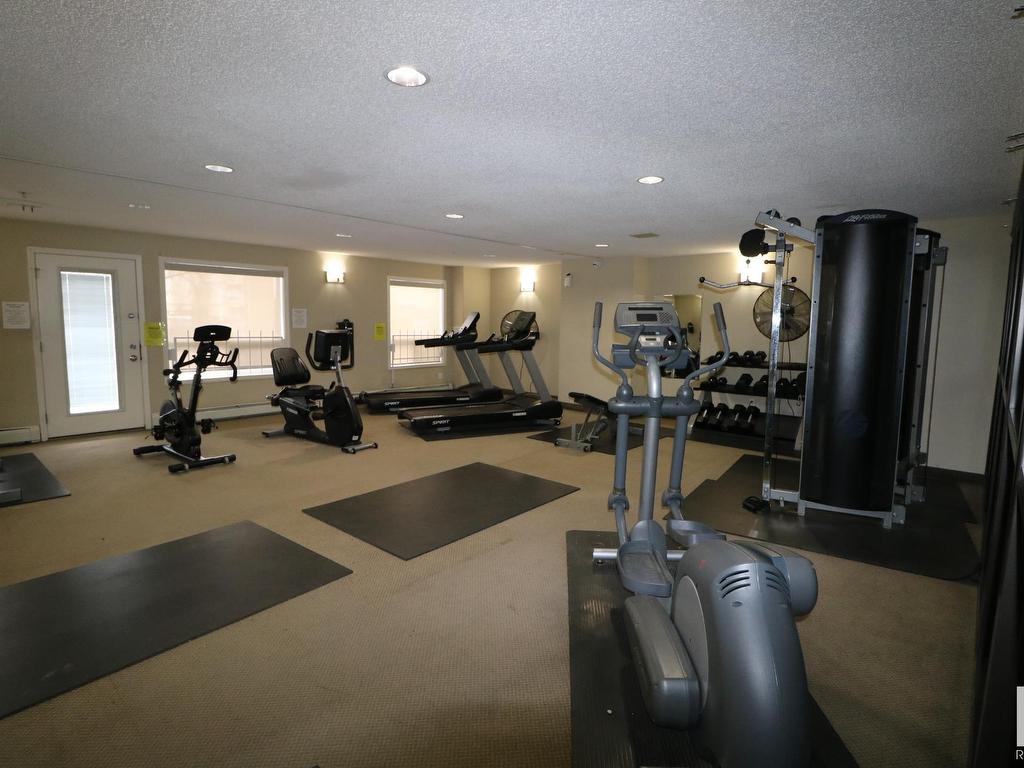 












1118 330 CLAIREVIEW STATION Drive

,
Edmonton,




AB
T5Y 0E6

