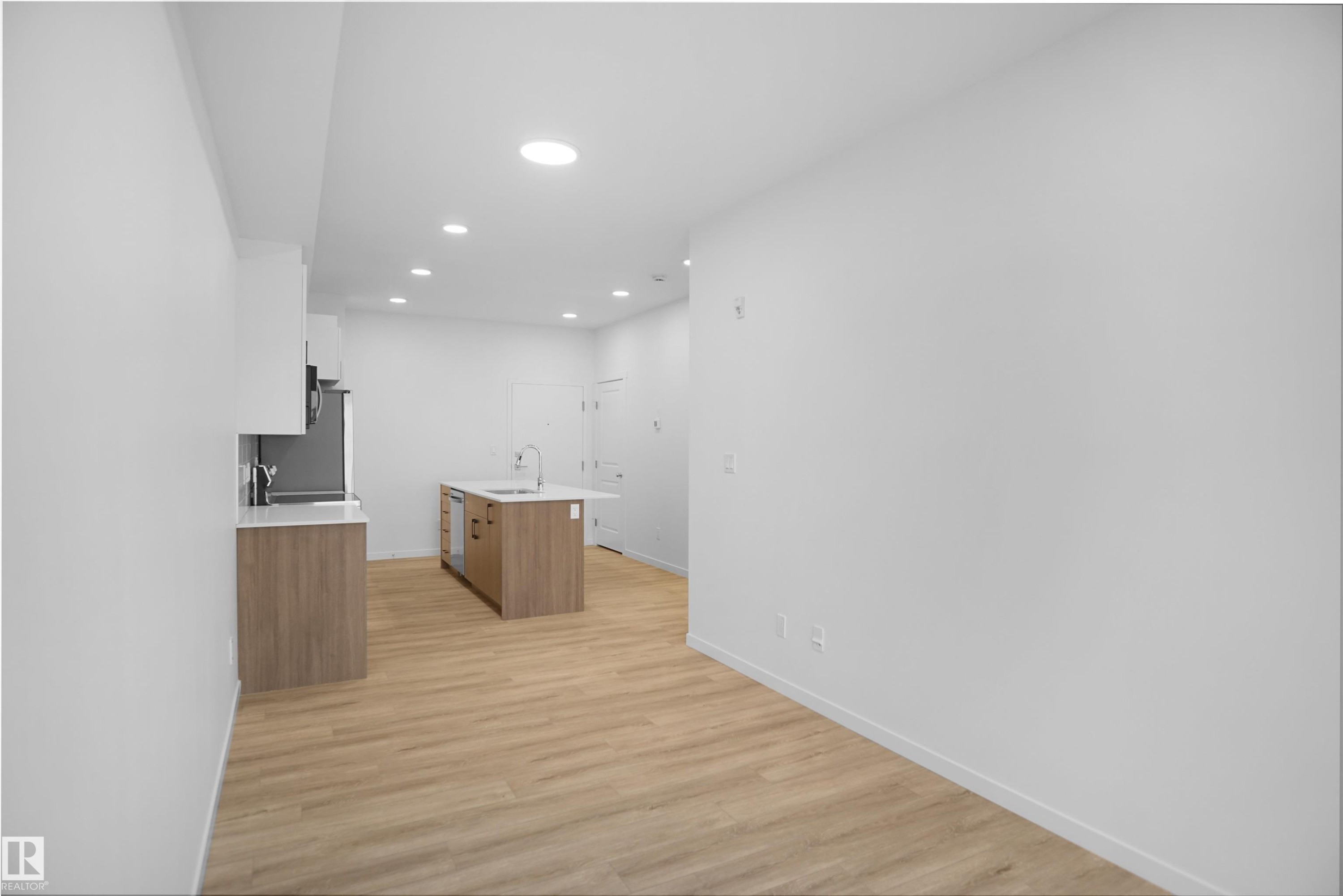 












102 3715 141 Street

,
Edmonton,




AB
T6W 5M9

