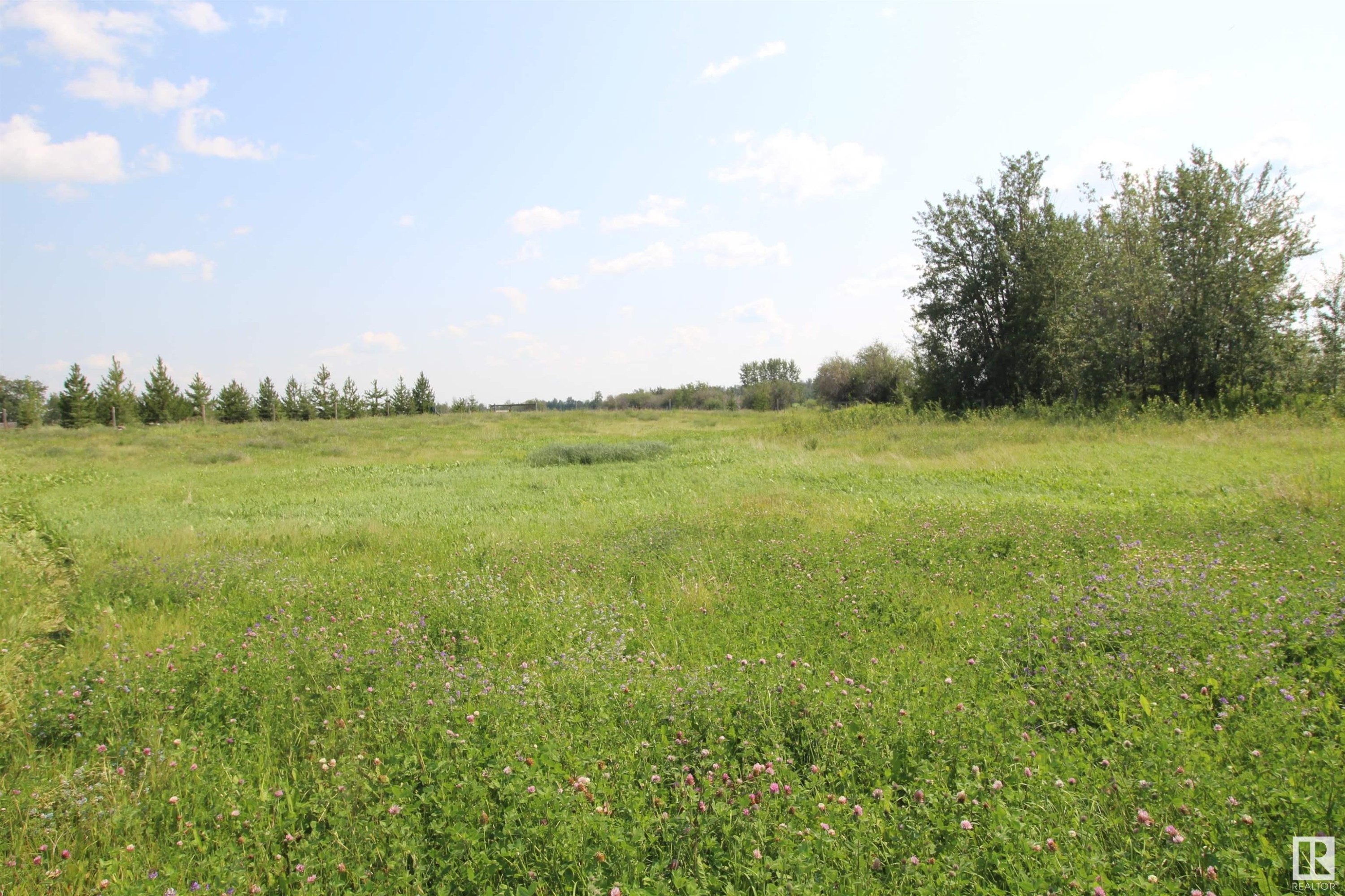 












26521 Twp Rd 584

,
Rural Westlock County,







AB
T7P 2P6

