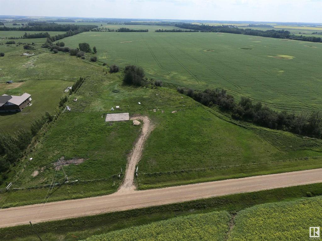 












26521 Twp Rd 584

,
Rural Westlock County,







AB
T7P 2P6

