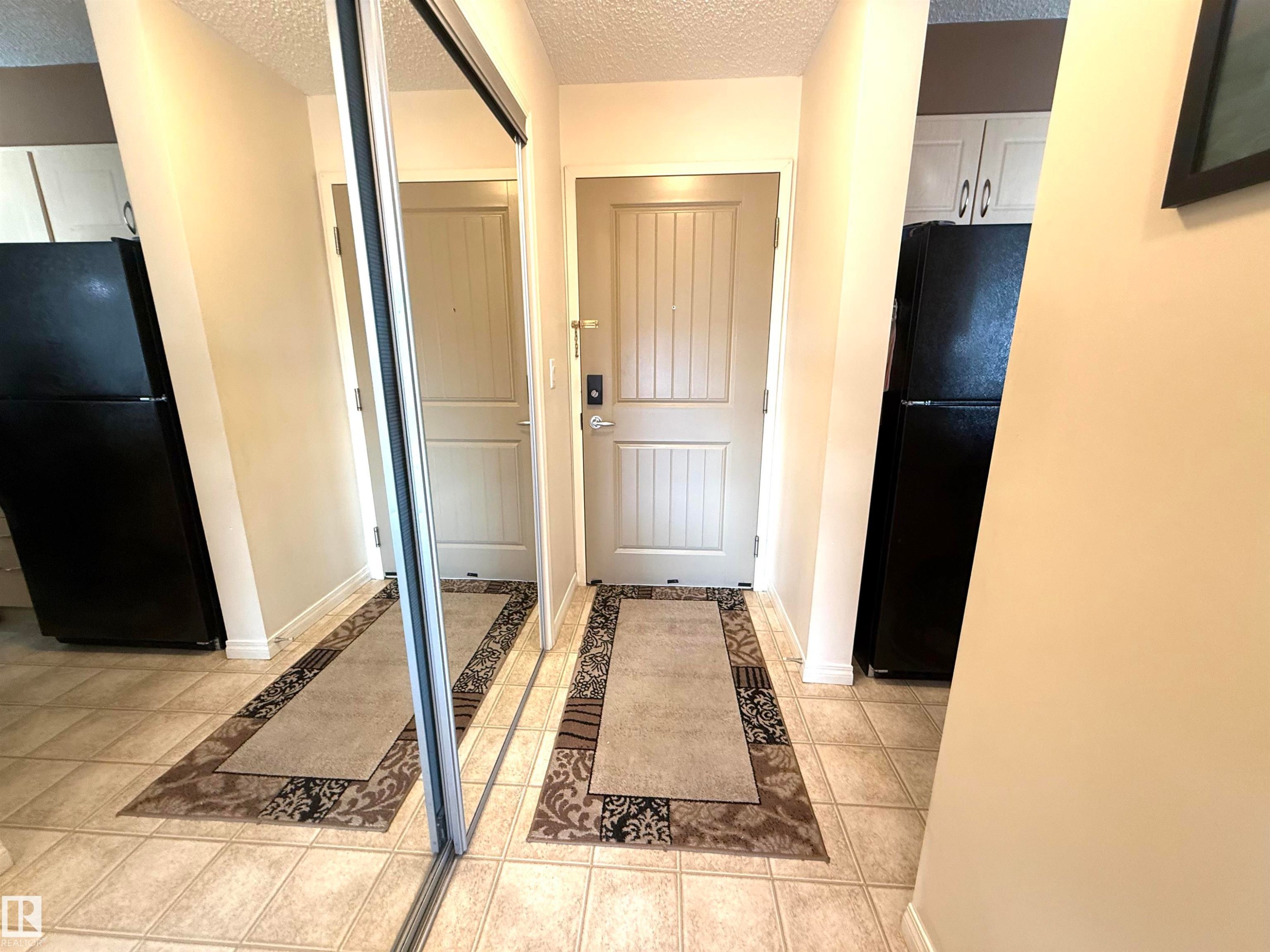 












407 13908 136 Street

,
Edmonton,




AB
T6V 1Y4

