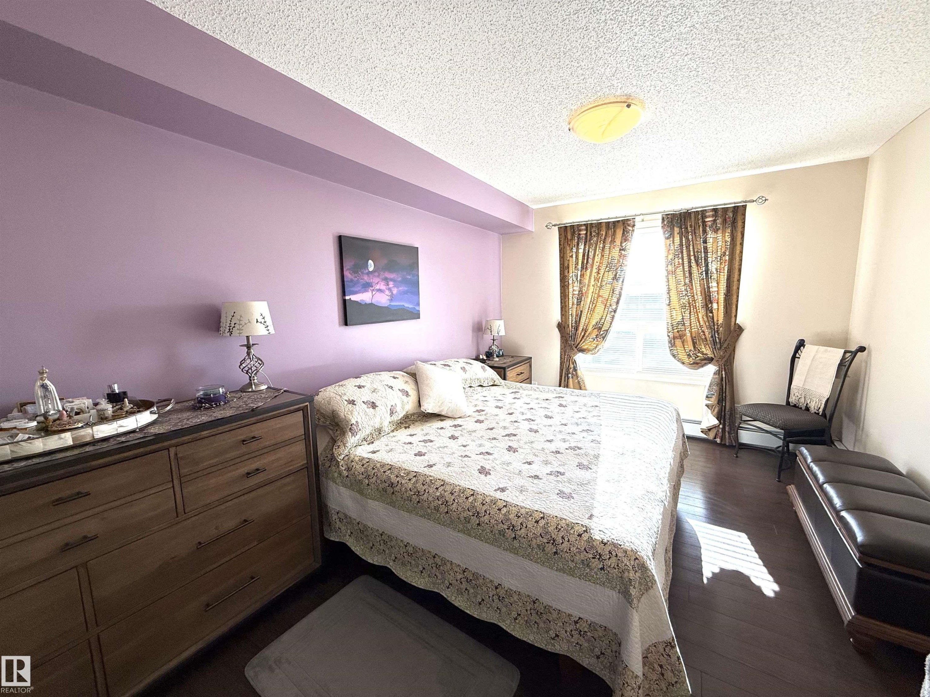 












407 13908 136 Street

,
Edmonton,




AB
T6V 1Y4

