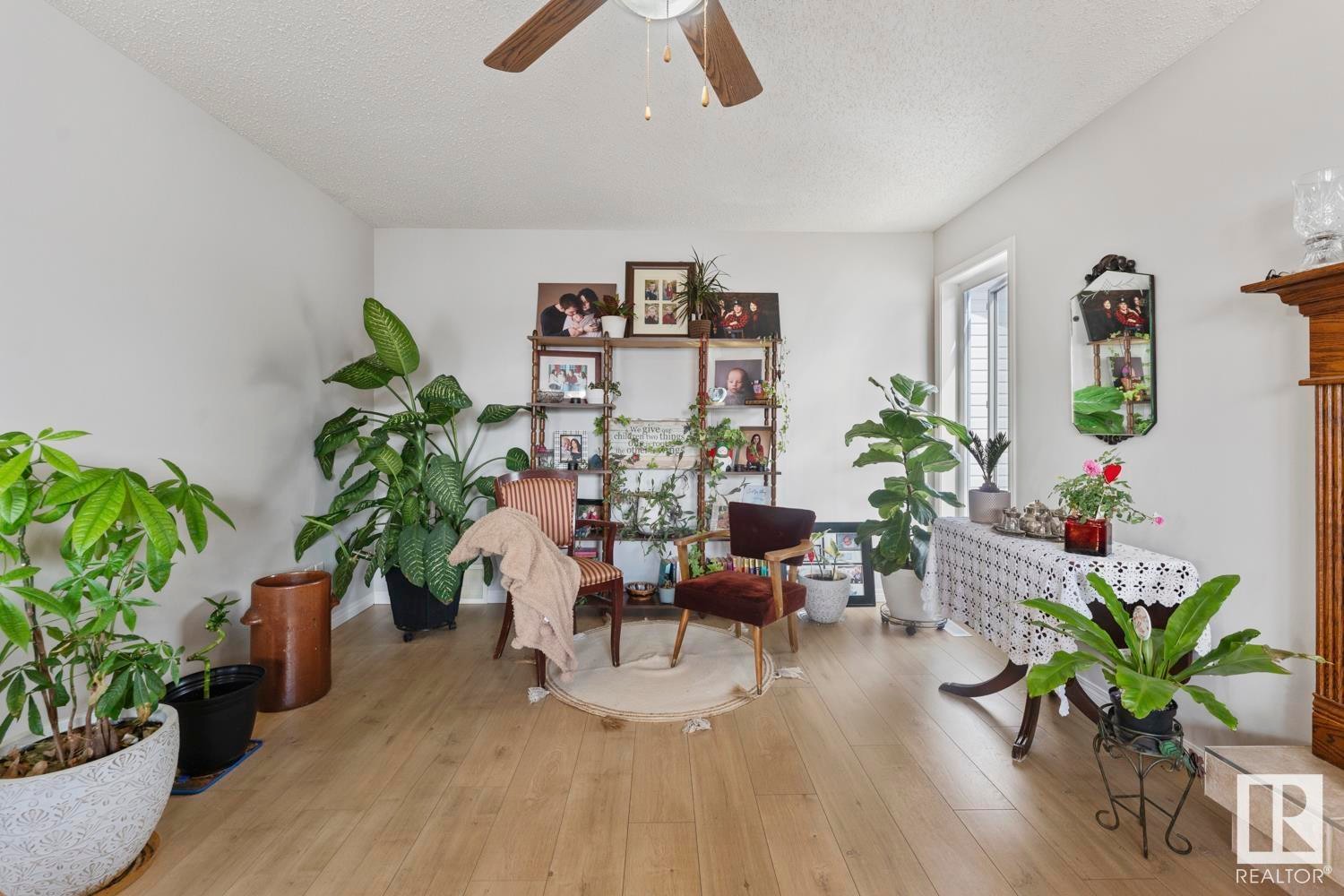 












2614 6A Avenue

,
Cold Lake,




AB
T9M 2C7

