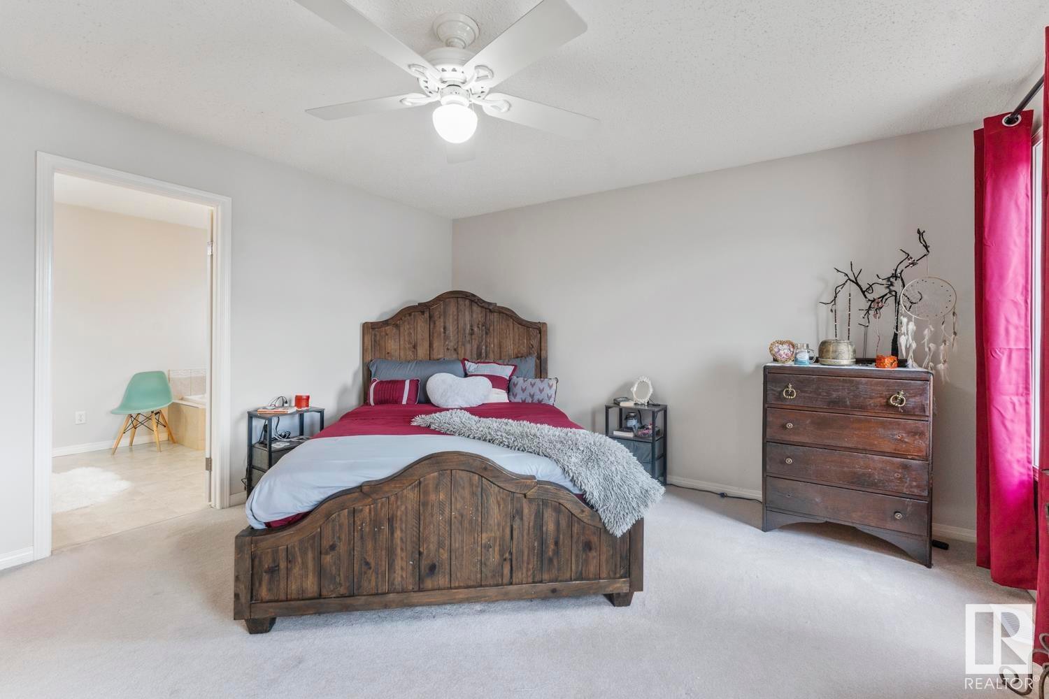 












2614 6A Avenue

,
Cold Lake,




AB
T9M 2C7

