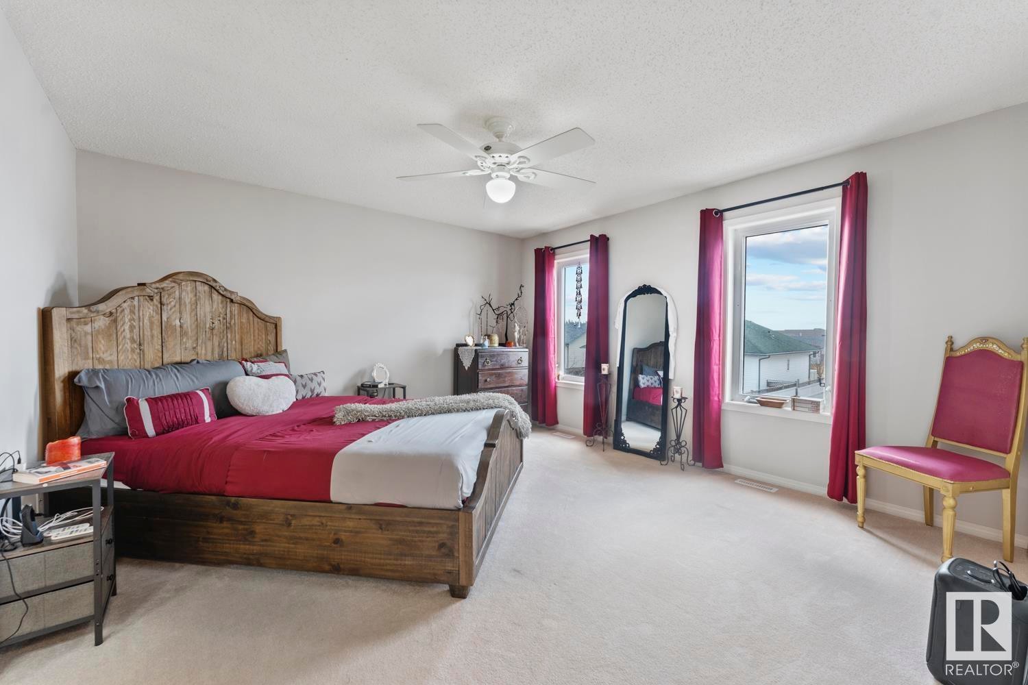 












2614 6A Avenue

,
Cold Lake,




AB
T9M 2C7

