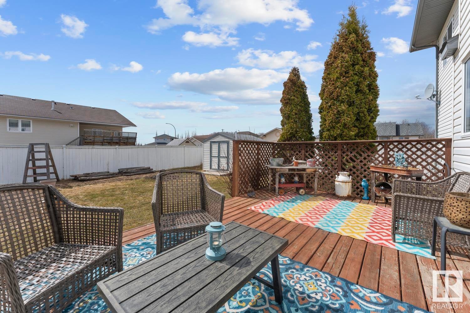 












2614 6A Avenue

,
Cold Lake,




AB
T9M 2C7

