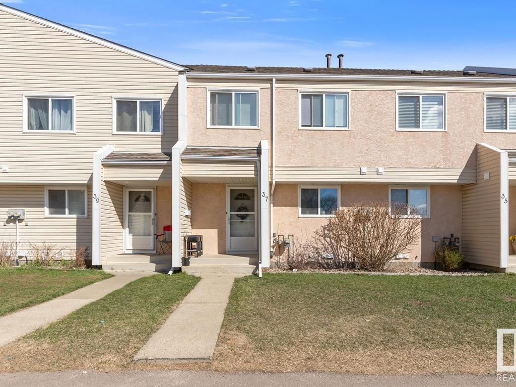 












16537 100 Street

,
Edmonton,




AB
T5X 5H4


