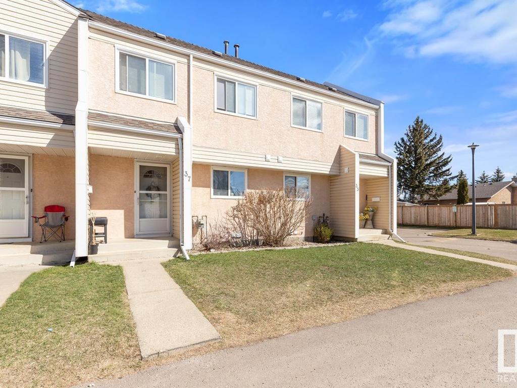 












16537 100 Street

,
Edmonton,




AB
T5X 5H4

