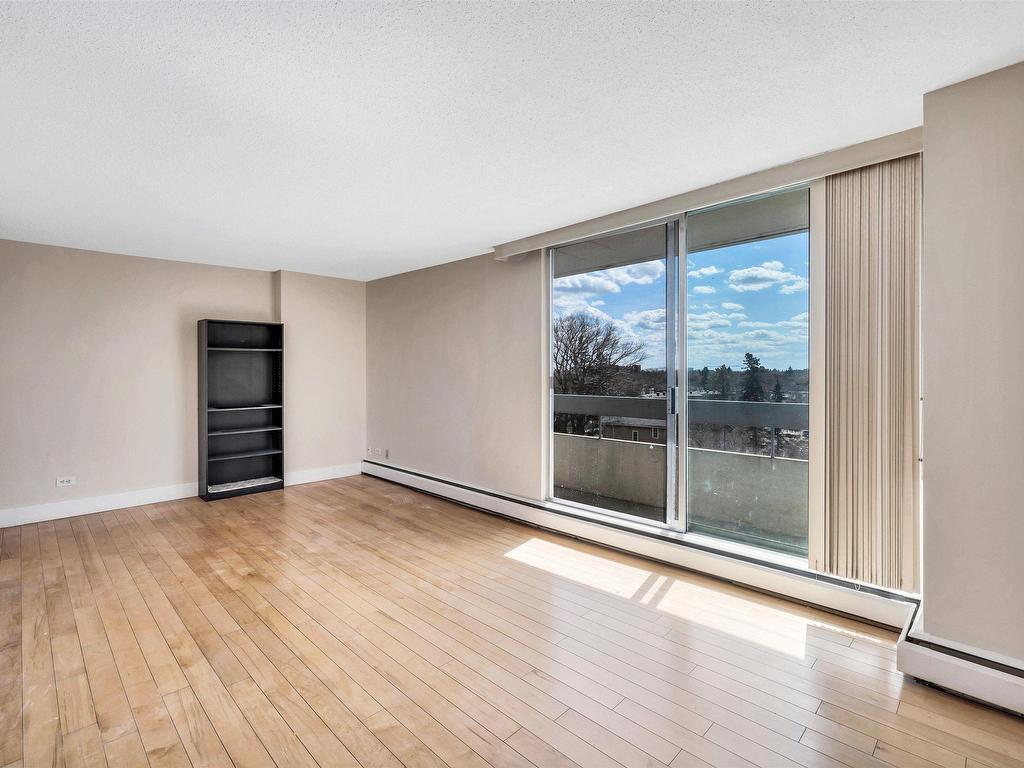 












410 10883 SASKATCHEWAN Drive

,
Edmonton,




AB
T6E 4S6

