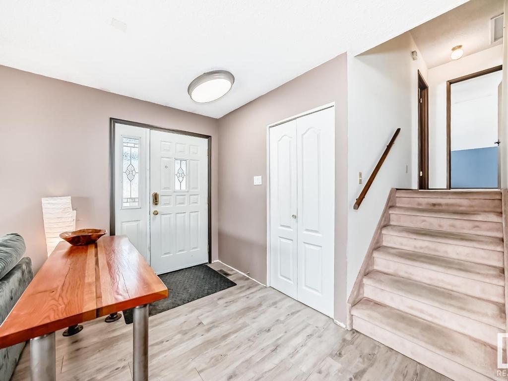 












10411 31 Avenue

,
Edmonton,




AB
T6J 3K2

