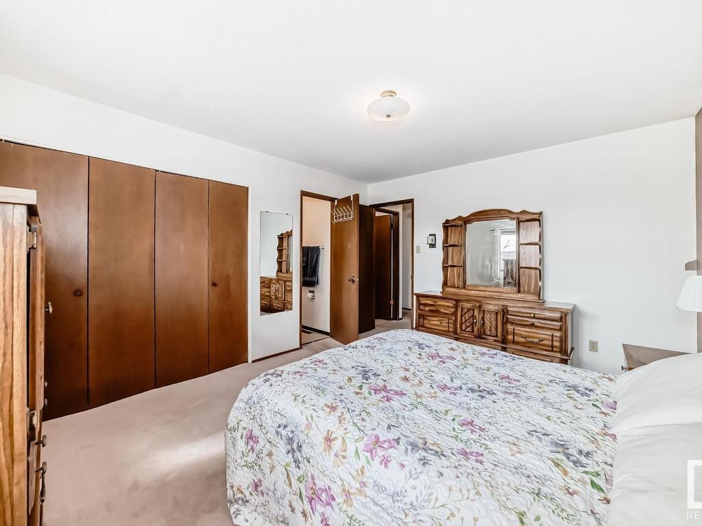 












10411 31 Avenue

,
Edmonton,




AB
T6J 3K2

