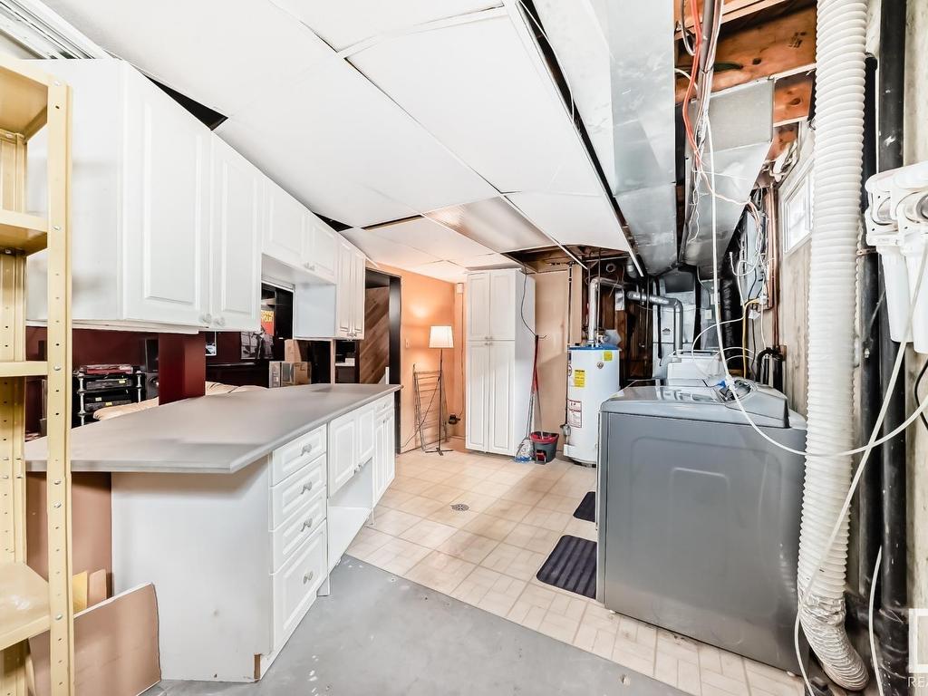 












10411 31 Avenue

,
Edmonton,




AB
T6J 3K2

