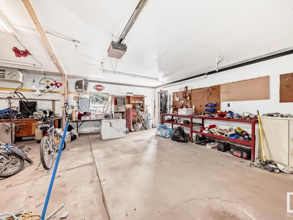 












10411 31 Avenue

,
Edmonton,




AB
T6J 3K2

